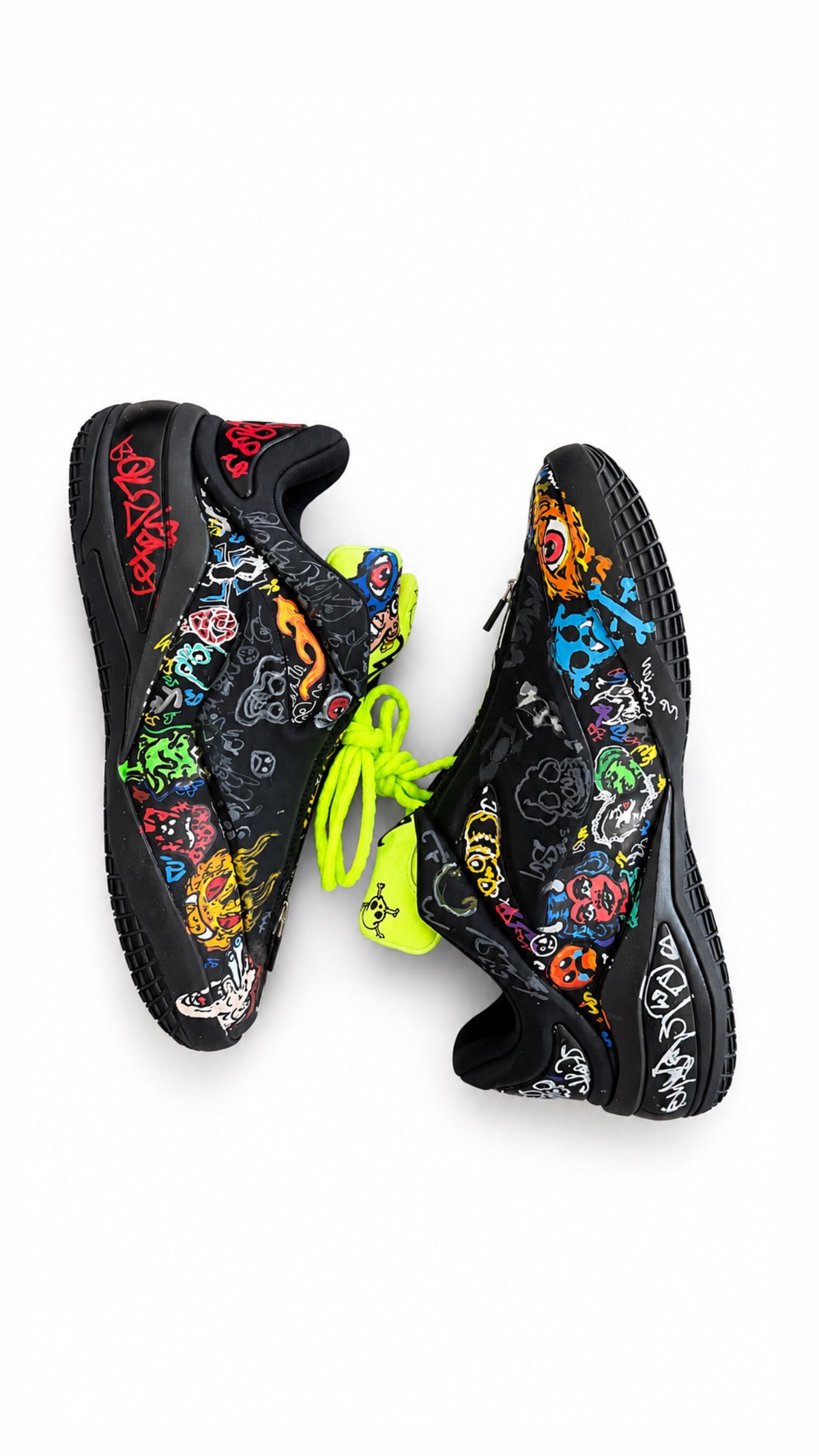 Shai 001 black /Green